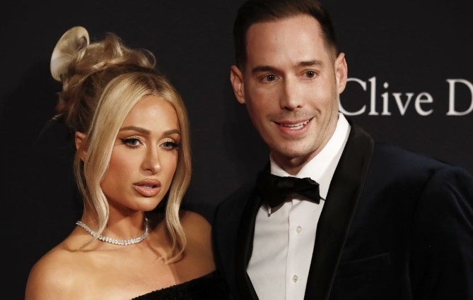 Парис Хилтън показа новородения си син (СНИМКИ)